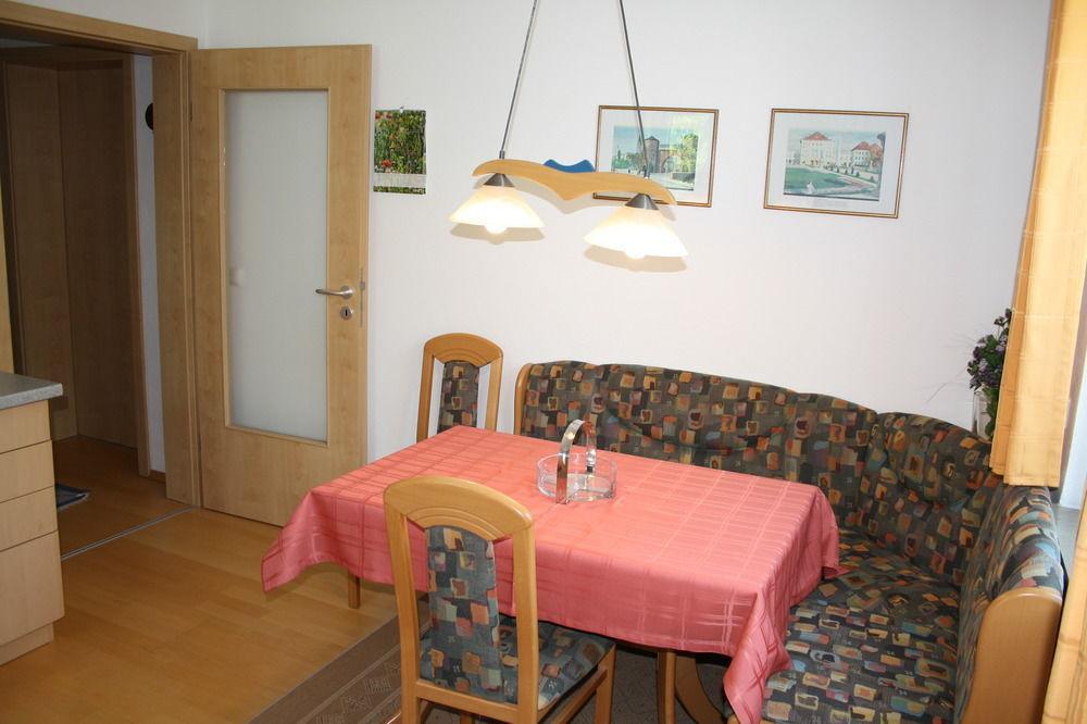 Donauer Im Altmuehltal - Ferienwohnungen Biberbach  Extérieur photo