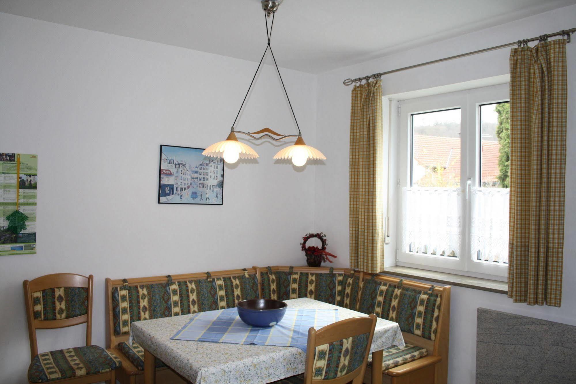 Donauer Im Altmuehltal - Ferienwohnungen Biberbach  Extérieur photo